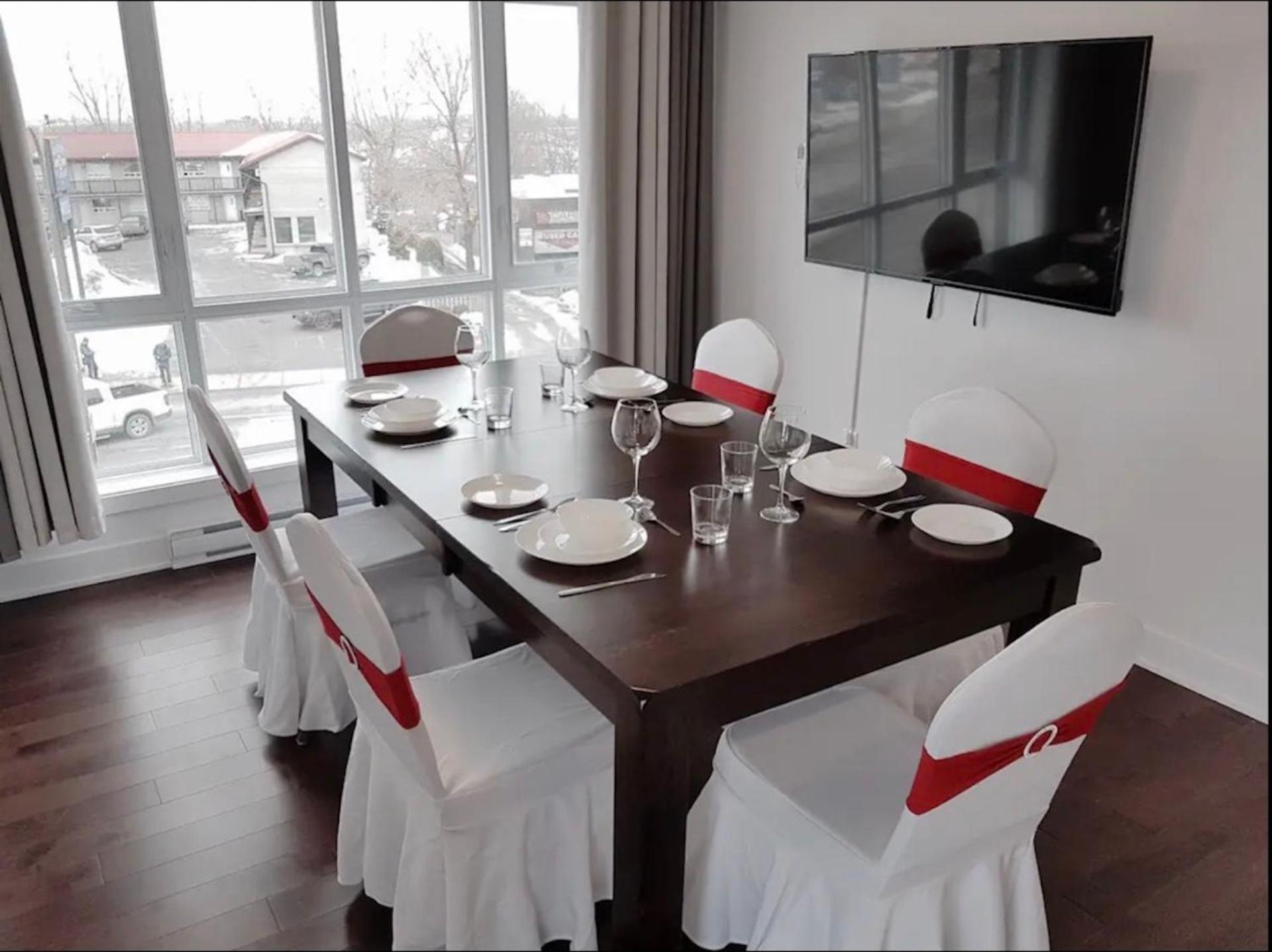 Le Bijou Airhome One Or Two Bedroom Suite Montréal Kültér fotó